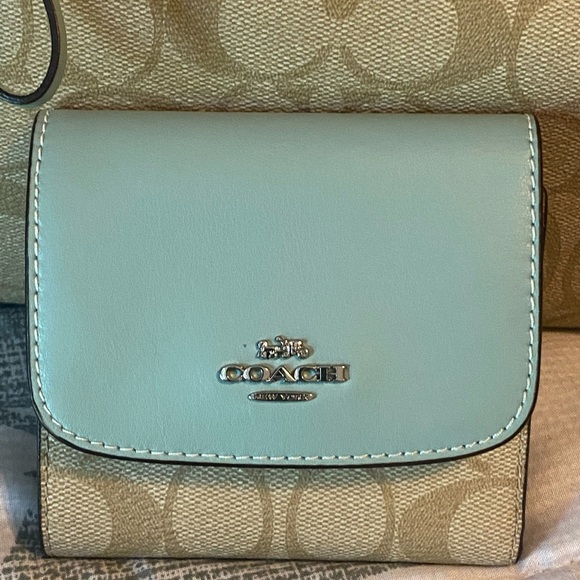 Coach mia shoulder bag with matching wallet - Picture 4 of 8